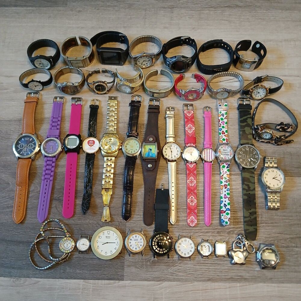 Huge Watch Lot of 35+ Mixed Brands Vintage & Modern Parts/Repair Untested-Box 15